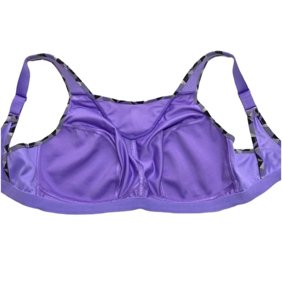 GLAMORISE No-Bounce Support Camisole Bra in Purple - Picture 7 of 9